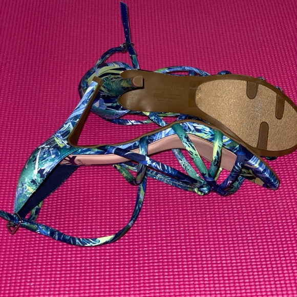 Fergalicious Strappy Heels NWOB - Picture 3 of 3